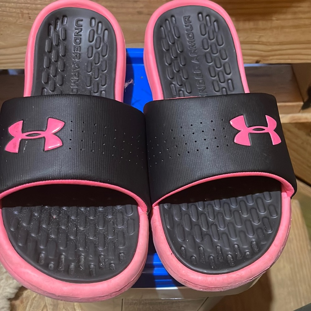 UA slide